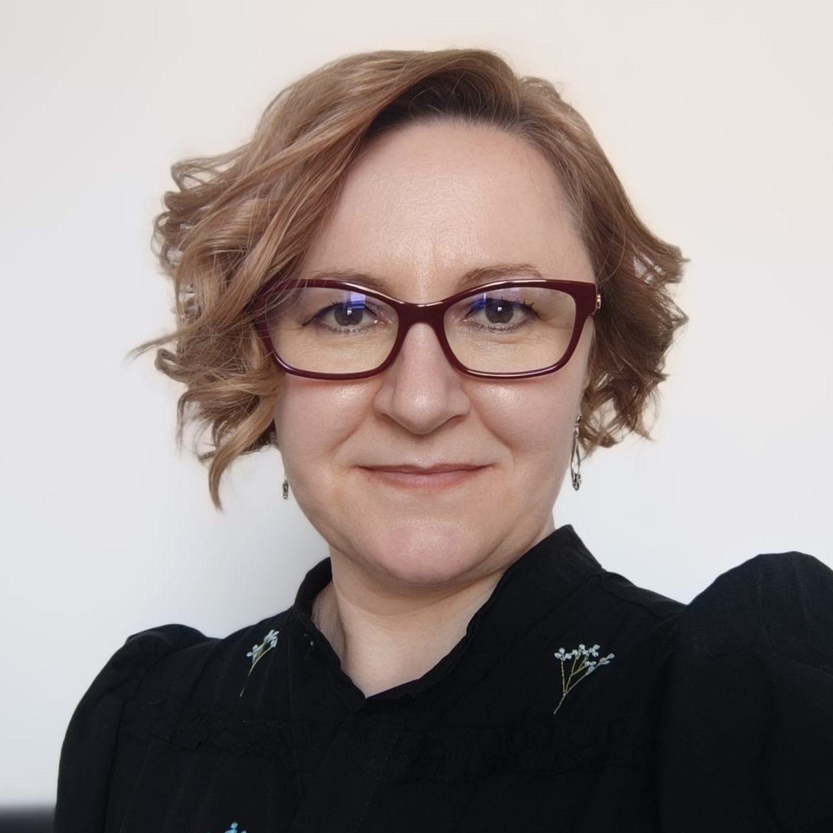Dr. Costela Șerban